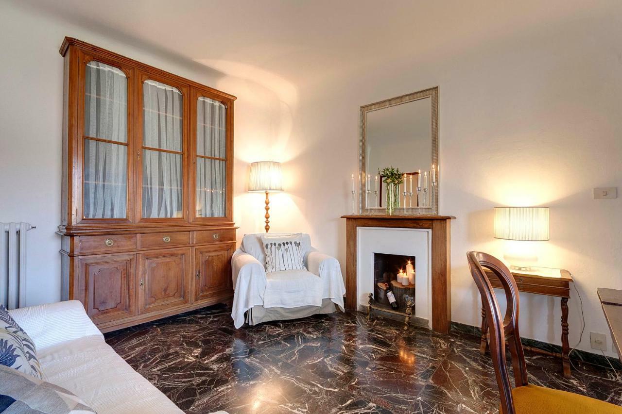 Historical Apartment Spectacular Arno View With Balcony From 12 Th Century. Firenze Kültér fotó